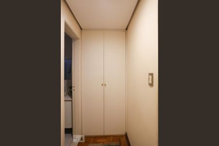 Apartamento à venda com 100m², 2 quartos e 1 vagaCorredor