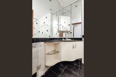 Apartamento para alugar com 140m², 2 quartos e 1 vagaBanheiro - Andar 1