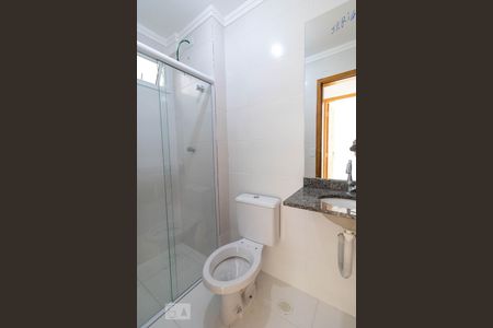 Banheiro de apartamento à venda com 2 quartos, 80m² em Vila Eldízia, Santo André