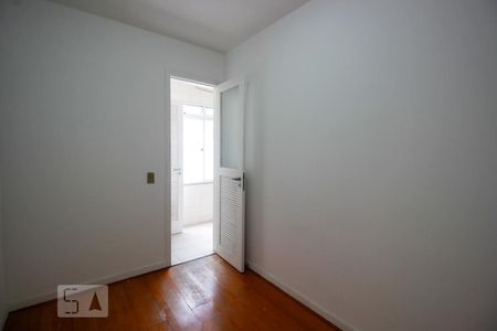 Apartamento para alugar com 95m², 2 quartos e 2 vagasQuarto de Serviço