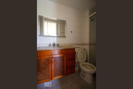 Apartamento para alugar com 95m², 2 quartos e 2 vagasBanheiro da Suíte