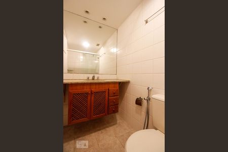 Apartamento para alugar com 95m², 2 quartos e 2 vagasBanheiro