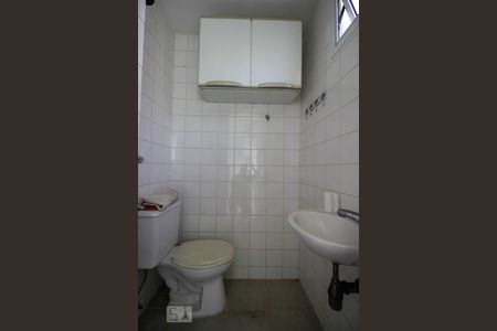 Apartamento para alugar com 95m², 2 quartos e 2 vagasBanheiro de Serviço