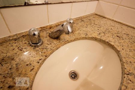 Apartamento para alugar com 95m², 2 quartos e 2 vagasBanheiro