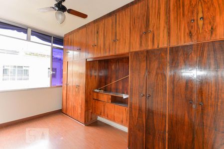 Apartamento à venda com 77m², 2 quartos e sem vagaQuarto 2