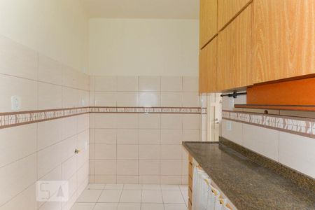 Apartamento à venda com 77m², 2 quartos e sem vagaCozinha