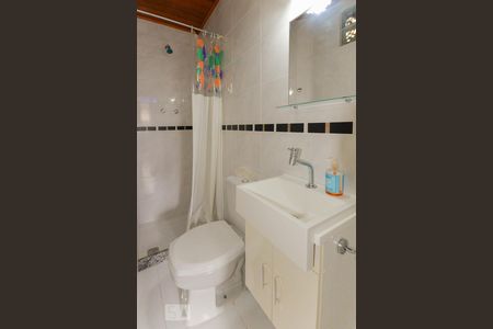 Apartamento à venda com 77m², 2 quartos e sem vagaBanheiro 2