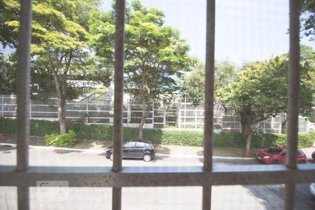 Casa à venda com 180m², 3 quartos e 2 vagas Casa à venda com 180m², 3 quartos e 2 vagasVista da Varanda