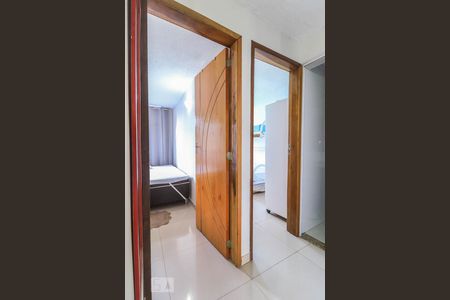 Corredor de apartamento para alugar com 2 quartos, 60m² em Taquara, Rio de Janeiro