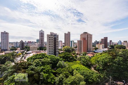 Vista de apartamento à venda com 1 quarto, 50m² em Cambuí, Campinas