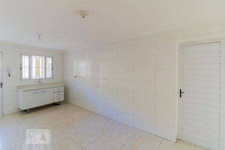 Sala/Cozinha de kitnet/studio para alugar com 1 quarto, 35m² em Vila Sílvia, São Paulo