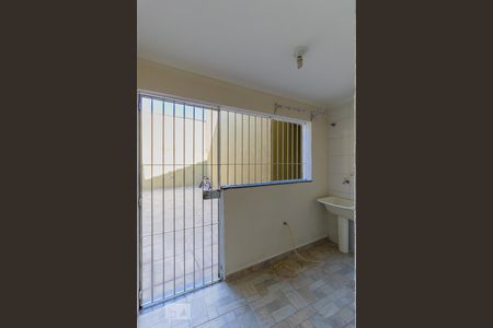 Studio para alugar com 35m², 1 quarto e sem vaga Studio para alugar com 35m², 1 quarto e sem vagaÁrea de Serviço