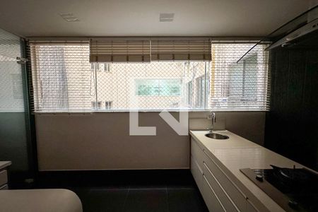 Apartamento para alugar com 170m², 2 quartos e 1 vagaCozinha - Janelas