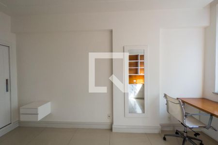 Apartamento para alugar com 170m², 2 quartos e 1 vagaQuarto 01