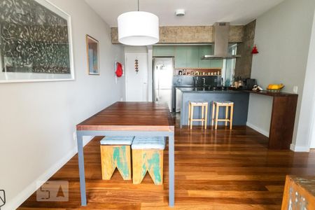 Sala de apartamento para alugar com 2 quartos, 70m² em Barra Funda, São Paulo