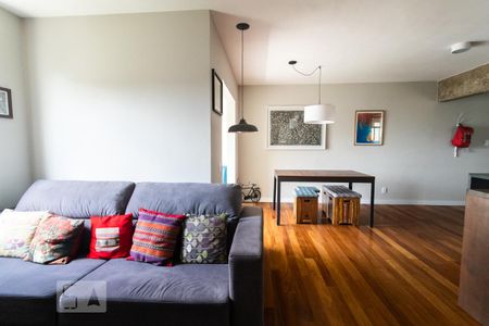 Sala de apartamento para alugar com 2 quartos, 70m² em Barra Funda, São Paulo