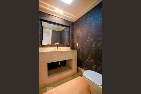 Apartamento para alugar com 330m², 5 quartos e 4 vagasBANHEIRO 1