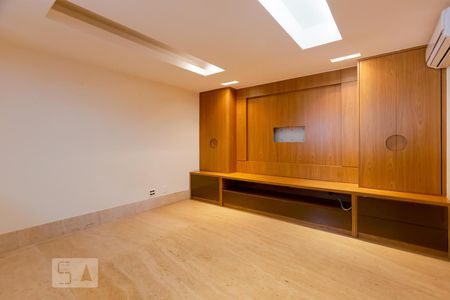 SALA DE TV de apartamento para alugar com 5 quartos, 330m² em Setor Sudoeste, Brasília