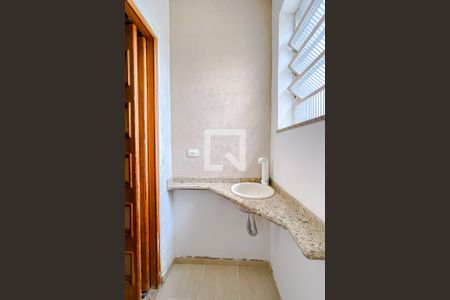 Casa à venda com 400m², 5 quartos e 4 vagasBanheiro (casa 2)