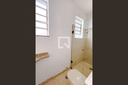 Casa à venda com 400m², 5 quartos e 4 vagasBanheiro (casa 2)