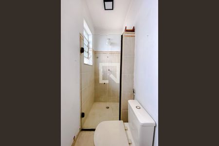 Casa à venda com 400m², 5 quartos e 4 vagasBanheiro (casa 2)