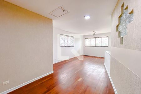 Casa à venda com 400m², 5 quartos e 4 vagasQuarto (Casa 2)