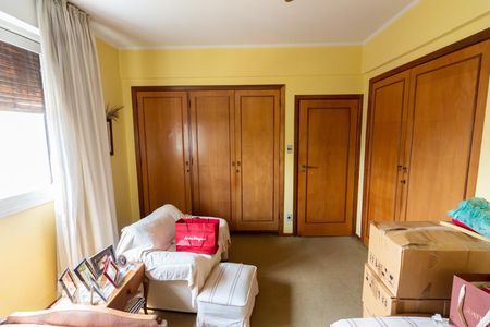 Apartamento à venda com 154m², 3 quartos e 2 vagas Apartamento à venda com 154m², 3 quartos e 2 vagasQuarto 03