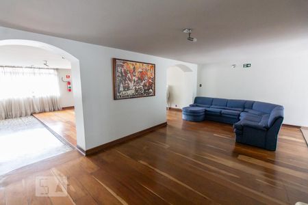 Apartamento à venda com 154m², 3 quartos e 2 vagas Apartamento à venda com 154m², 3 quartos e 2 vagasSalão de Festa