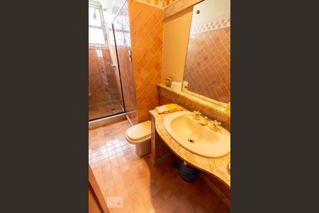 Apartamento à venda com 154m², 3 quartos e 2 vagas Apartamento à venda com 154m², 3 quartos e 2 vagasBanheiro 01