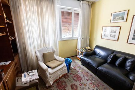 Apartamento à venda com 154m², 3 quartos e 2 vagas Apartamento à venda com 154m², 3 quartos e 2 vagasQuarto 01