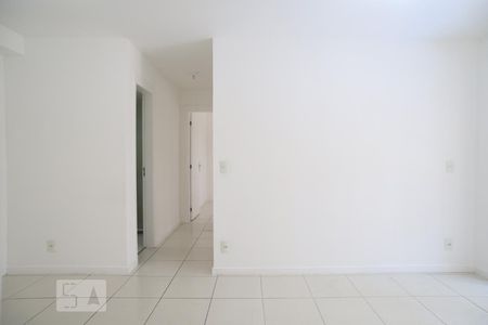 Sala de apartamento à venda com 2 quartos, 50m² em São Francisco Xavier, Rio de Janeiro