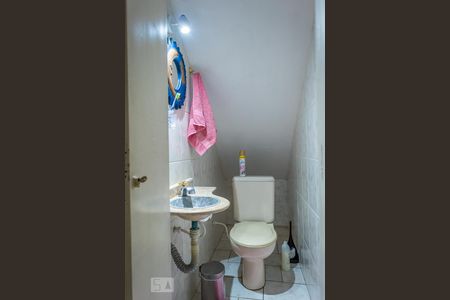 Casa à venda com 98m², 2 quartos e 2 vagas Casa à venda com 98m², 2 quartos e 2 vagasLavabo