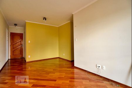Sala de apartamento para alugar com 2 quartos, 70m² em Vila Anglo Brasileira, São Paulo