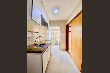 Apartamento à venda com 47m², 1 quarto e 1 vagaCozinha