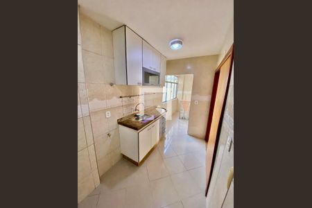 Apartamento à venda com 47m², 1 quarto e 1 vagaCozinha
