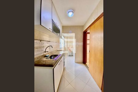 Apartamento à venda com 47m², 1 quarto e 1 vagaCozinha