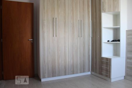 Quarto 1 - Armários de apartamento à venda com 3 quartos, 77m² em Jardim Ermida I, Jundiaí