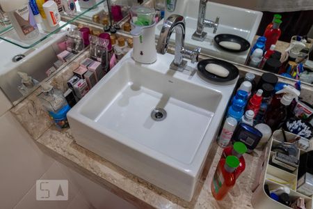 Apartamento à venda com 80m², 3 quartos e 1 vagaDetalhe do Banheiro da Suíte