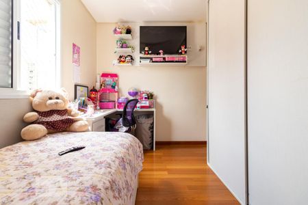 Apartamento à venda com 80m², 3 quartos e 1 vagaQuarto 2
