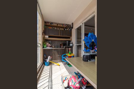 Varanda da Sala de apartamento à venda com 3 quartos, 80m² em Jardim Tupanci, Barueri