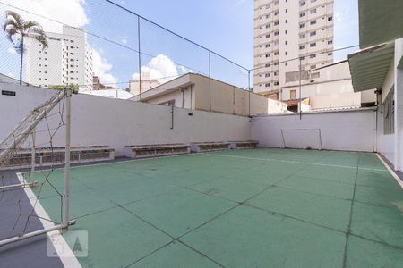 Apartamento para alugar com 109m², 3 quartos e 1 vaga Apartamento para alugar com 109m², 3 quartos e 1 vagaÁrea comum - Quadra de futebol