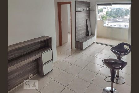 Sala de apartamento para alugar com 2 quartos, 47m² em Irajá, Rio de Janeiro