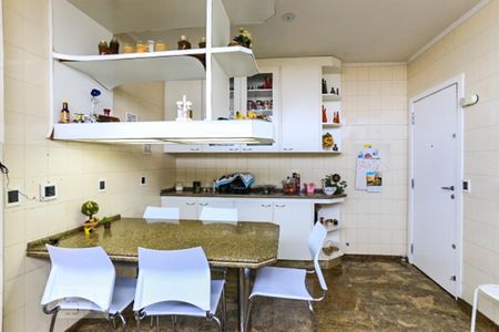 Apartamento para alugar com 279m², 5 quartos e 6 vagasCozinha