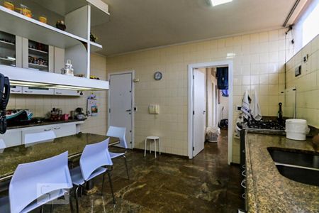 Apartamento para alugar com 279m², 5 quartos e 6 vagasCozinha