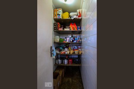 Apartamento para alugar com 279m², 5 quartos e 6 vagasDispensa