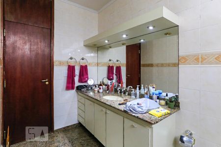Apartamento para alugar com 279m², 5 quartos e 6 vagasBanheiro da Suíte