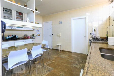 Apartamento para alugar com 279m², 5 quartos e 6 vagasCozinha