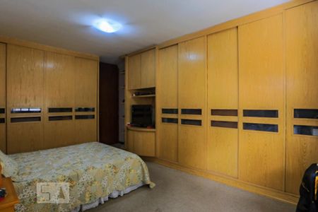 Apartamento para alugar com 279m², 5 quartos e 6 vagasQuarto 5 Suíte