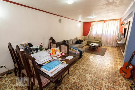 Casa à venda com 400m², 3 quartos e 4 vagasSala 02