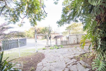 Casa à venda com 240m², 4 quartos e 2 vagas Casa à venda com 240m², 4 quartos e 2 vagasÁrea Externa